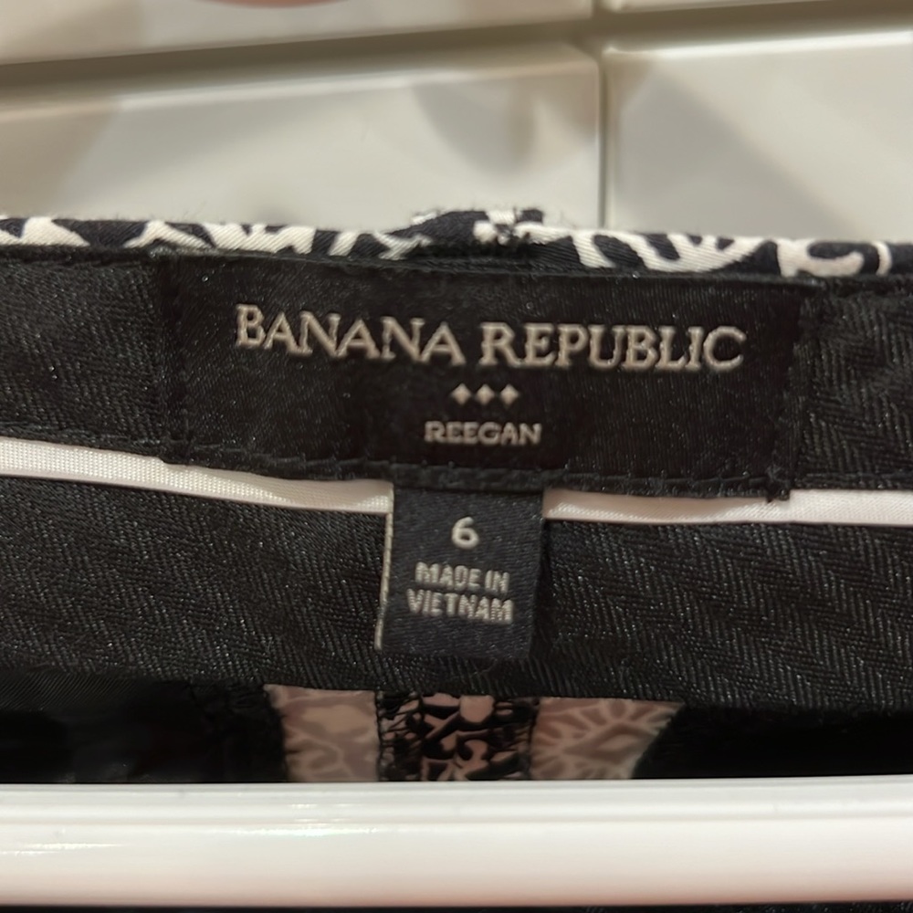 Banana Republic Mod Geometric Print Pants Size 6 LIKE NEW - Picture 3 of 6
